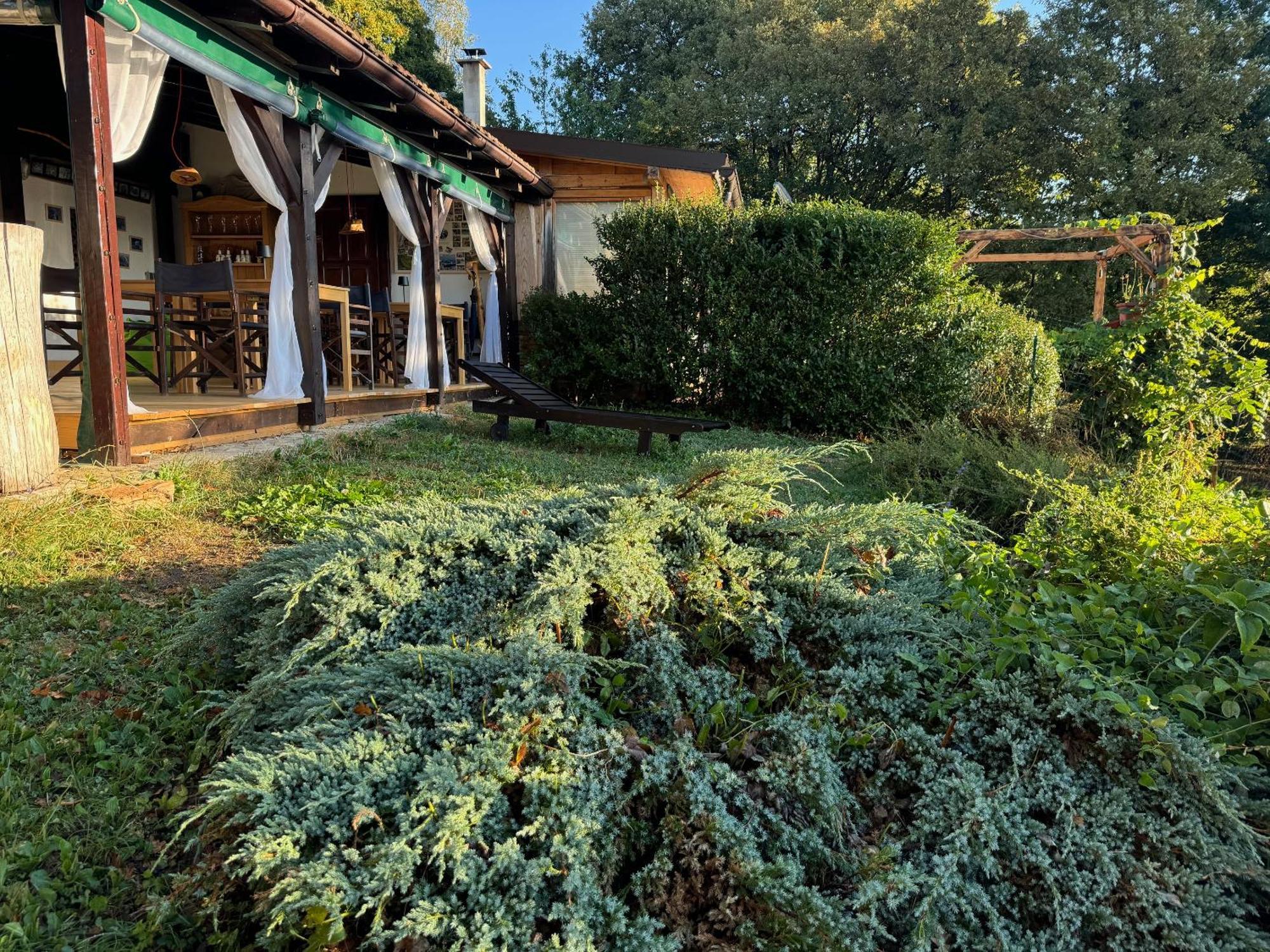Guest House Lagotto'S Peak Radatovici Bagian luar foto