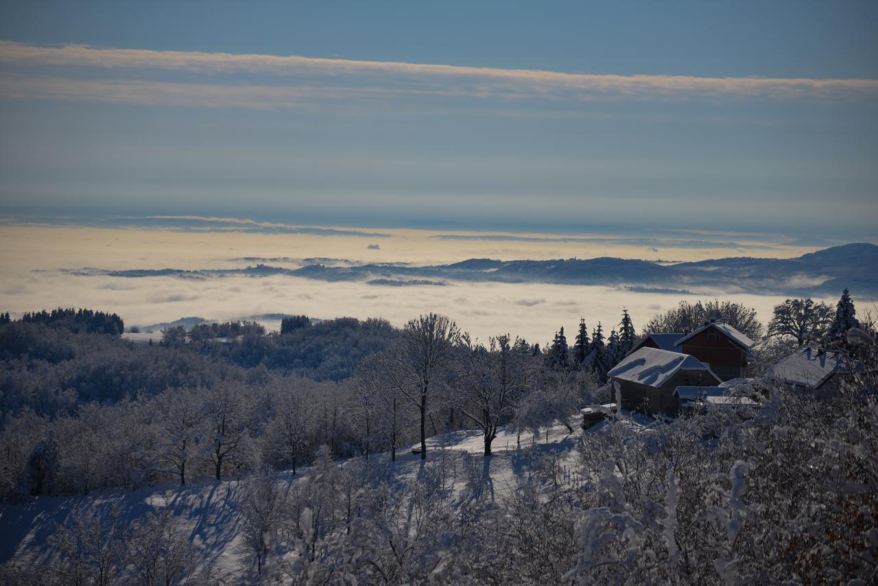 Guest House Lagotto'S Peak Radatovici Bagian luar foto